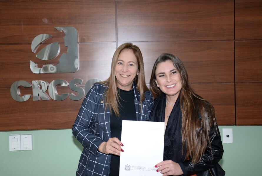 crcsc-recebe-deputada-paulinha-para-tratar-sobre-projetos-do-terceiro-setor